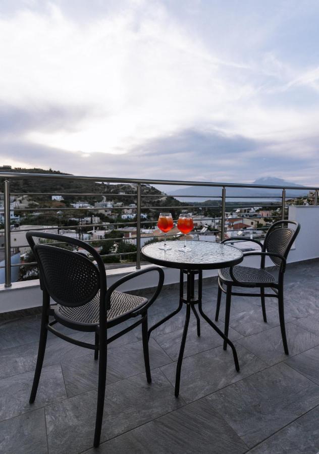 Lychnos Apartments Kamilari Buitenkant foto